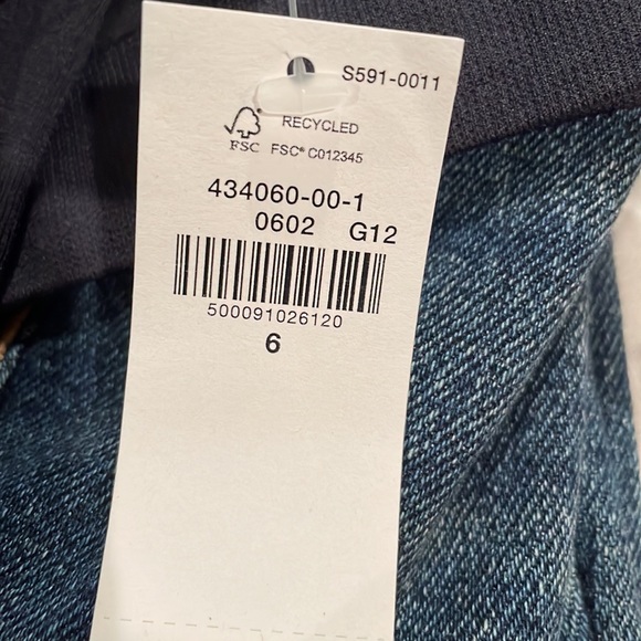 NWT Maternity Flare Jeans Sz 6 Old Navy - Picture 10 of 10